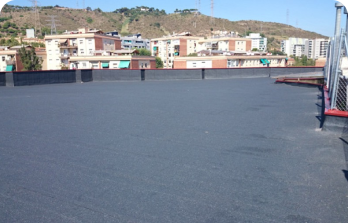 Impermeabilización en Segovia 11 Cubierta plana con nueva impermeabilización asfáltica realizada en Segovia